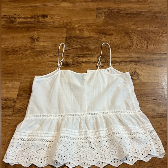 Abercrombie and Fitch 100% Cotton Eyelet Cami - Picture 3 of 6